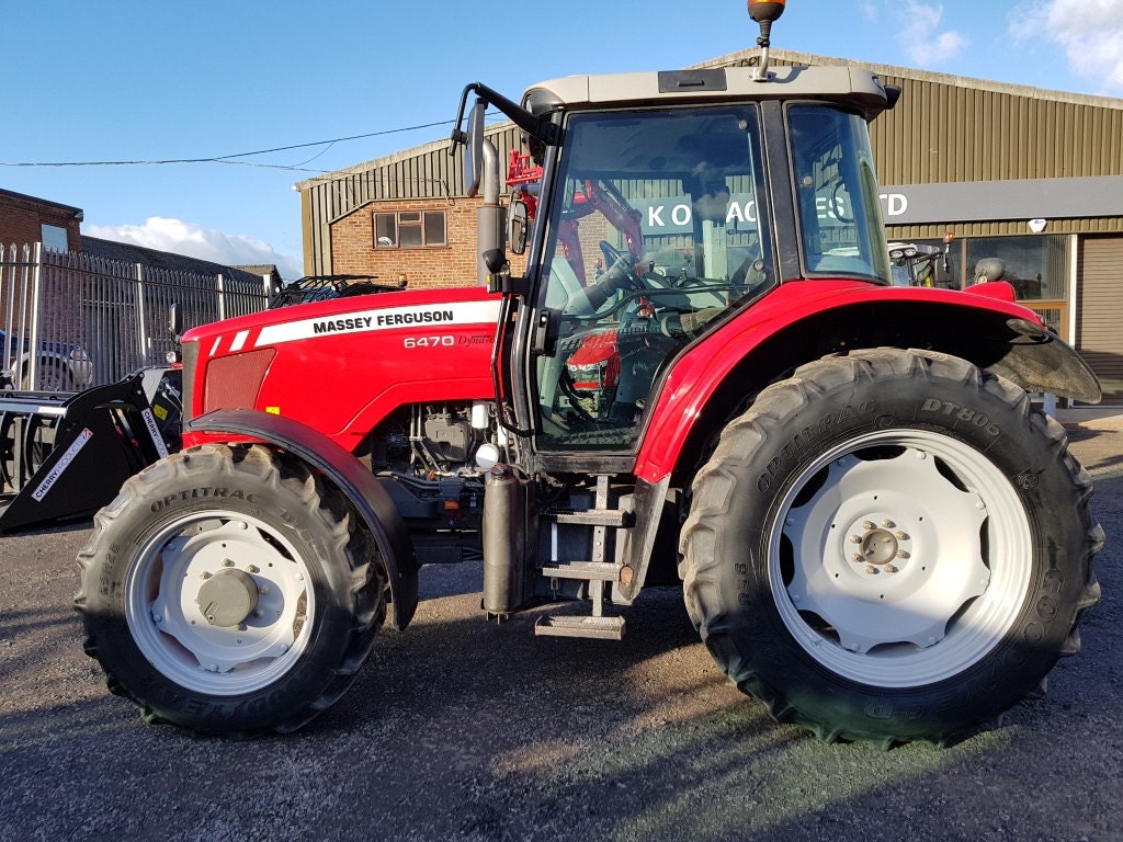 Massey Ferguson 6470 Aftermarket Replacement Tractor Decal (Sticker) Set