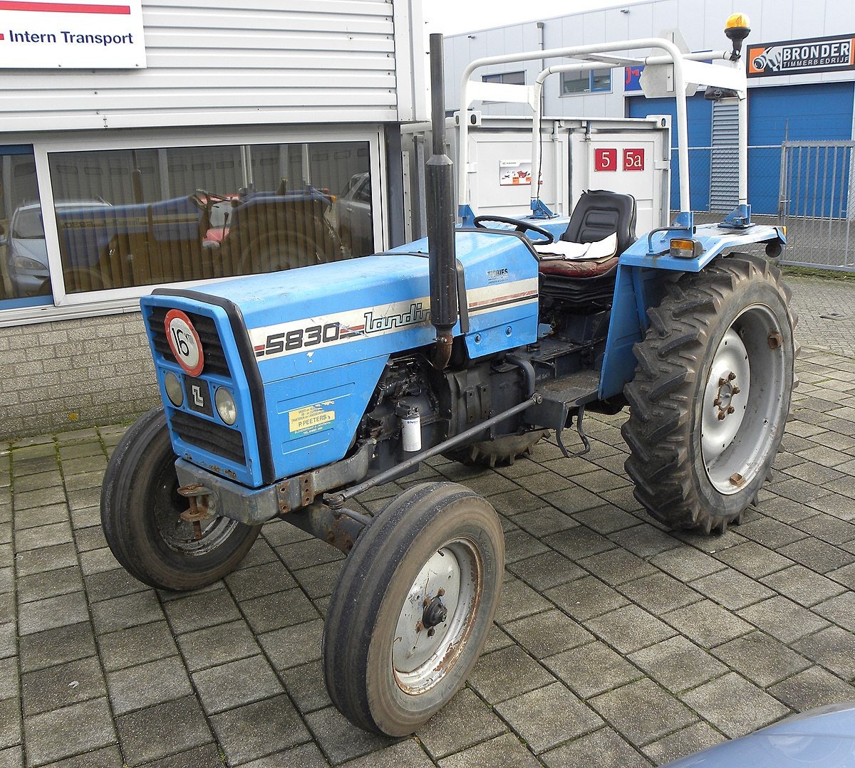 Landini 5830 Maxiblok (1987) Aftermarket Replacement Tractor Decal (Sticker) Set