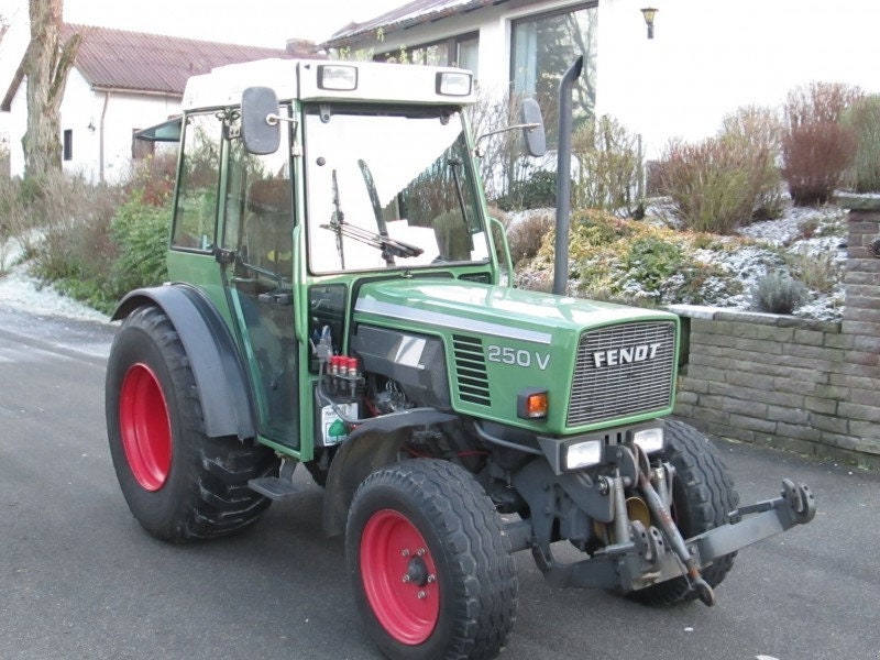 Fendt 250 V Aftermarket Replacement Tractor Decal Sticker Set