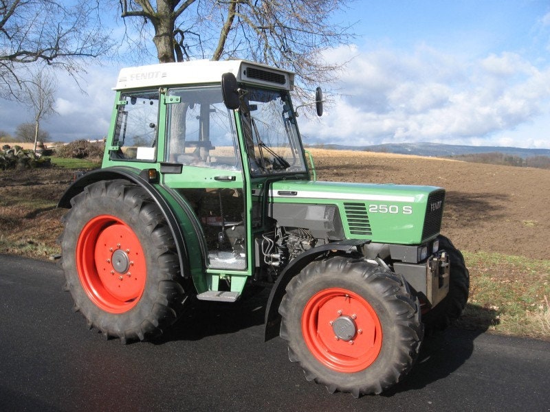 Fendt 250 S Aftermarket Replacement Tractor Decal Sticker Set