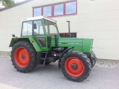 Fendt Favorit 600 LS Turbomatik Aftermarket Replacement Tractor Decal Sticker Set