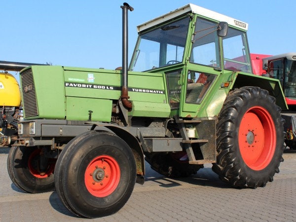 Fendt Favorit 600 LS Turbomatik Aftermarket Replacement Tractor Decal Sticker Set