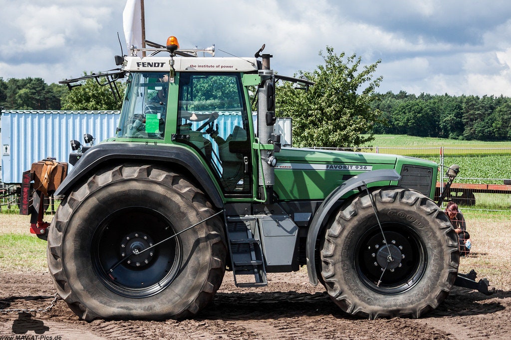 Fendt Favorit 926 (1997-2002) Aftermarket Replacement Tractor Decal / Aufkleber / Adesivo / Sticker Set