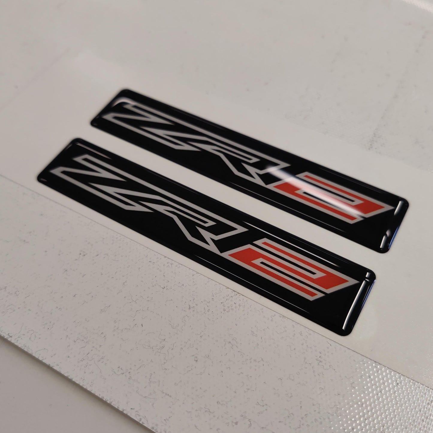 Chevy ZR2 3D Domed Badge Emblem Decals 2pcs / Sticker Resin Set / White and Black