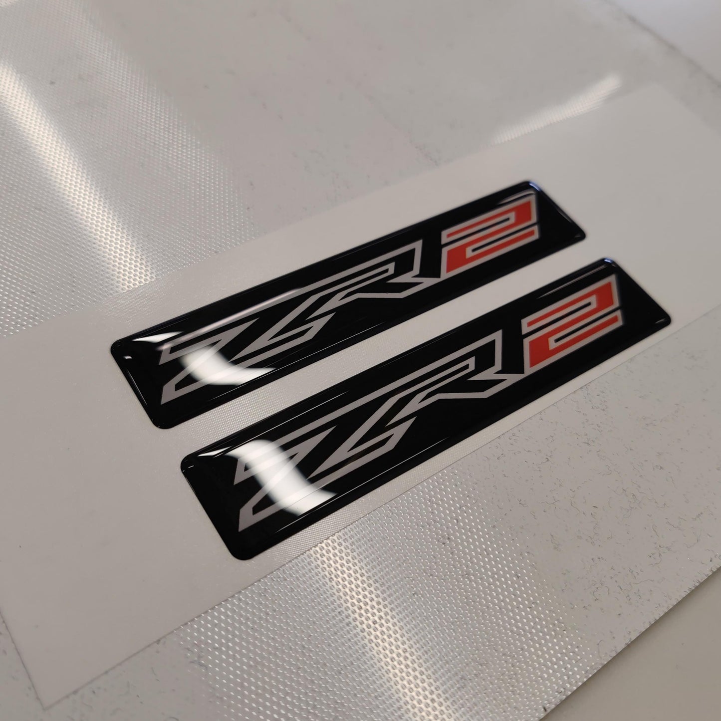 Chevy ZR2 3D Domed Badge Emblem Decals 2pcs / Sticker Resin Set / White and Black